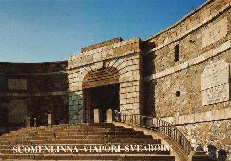 Fortress of Suomenlinna : the king's gate